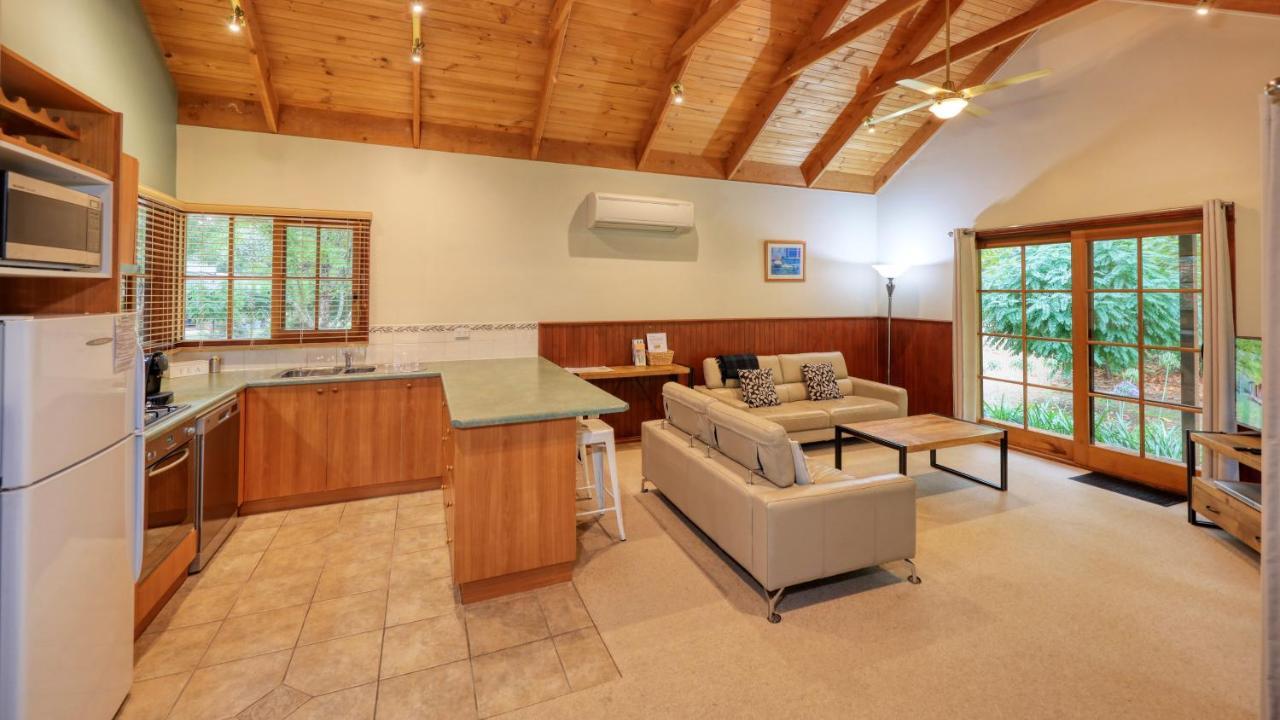 Beechworth Cedar Cottages Dış mekan fotoğraf